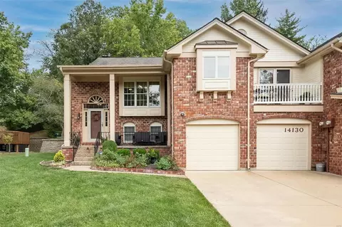 14130 Baywood Villages Dr, Chesterfield, MO 63017