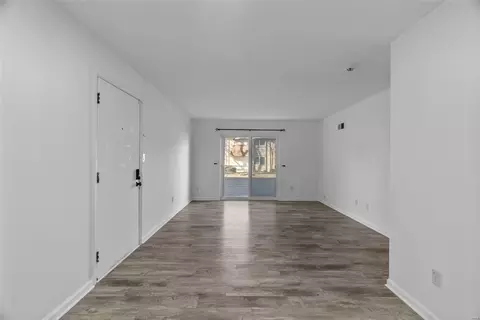 Living - 128 Shadalane Walk #B, Ballwin, MO 63011 photo 9 of 9