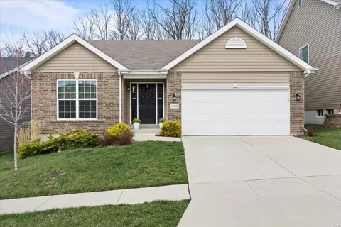 17457 Wyman Ridge Dr, Eureka, MO 63025