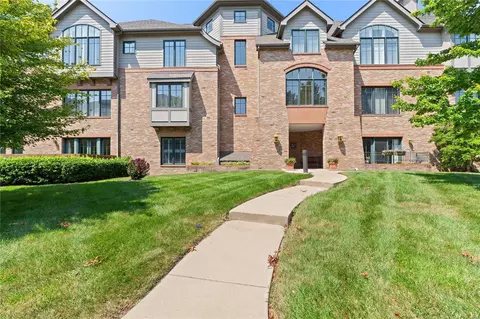 125 E Clinton Pl #1A, Saint Louis, MO 63122