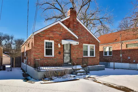 7741 Lindbergh Dr, Saint Louis, MO 63143