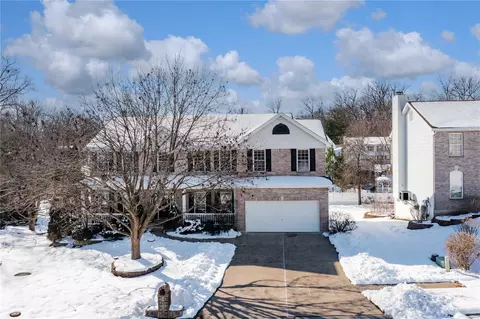 18 Carlton Valley Ct, Saint Charles, MO 63303