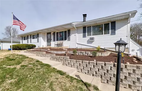 1325 Marsh Ave, Ellisville, MO 63011 photo 3