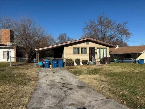 601 Shepley Dr, Saint Louis, MO 63137