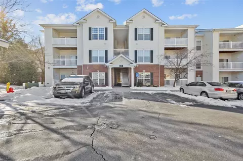 37 Kassebaum Ln #102, Saint Louis, MO 63129
