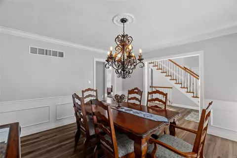 Dining - 449 Eagle Pointe Landing Dr, Eureka, MO 63025 photo 4 of 4