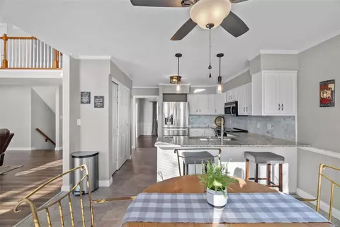 Kitchen - 449 Eagle Pointe Landing Dr, Eureka, MO 63025 photo 6 of 6