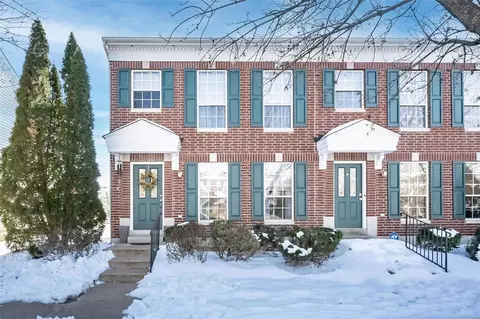 334 Heritage Commons Cir #201, O'fallon, MO 63368