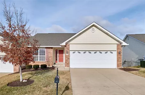 427 Villa Blanc Ct, O'fallon, MO 63366