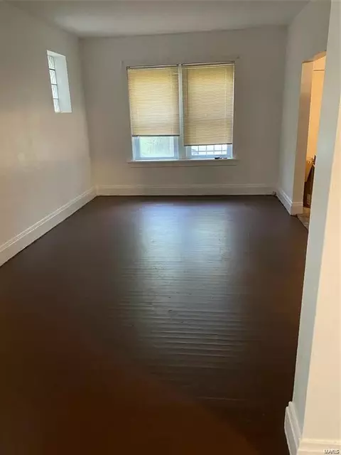 4111 E Lee Ave, Saint Louis, MO 63115 photo 2
