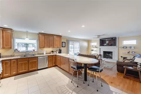 415 Mayfair Dr, Ballwin, MO 63011 photo 13