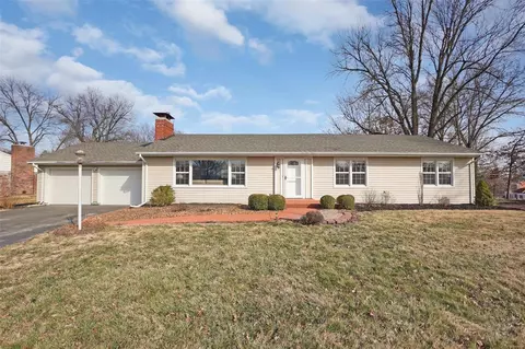 224 Creve Coeur Ave, Manchester, MO 63011