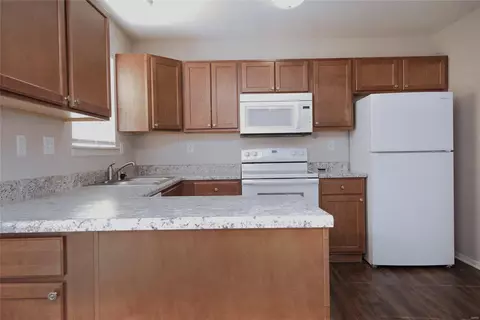 910 Saint Joseph Ave, O'fallon, MO 63366 photo 8