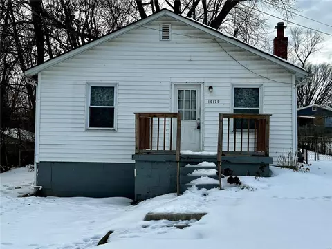 10179 Mayfair Dr, Saint Louis, MO 63136