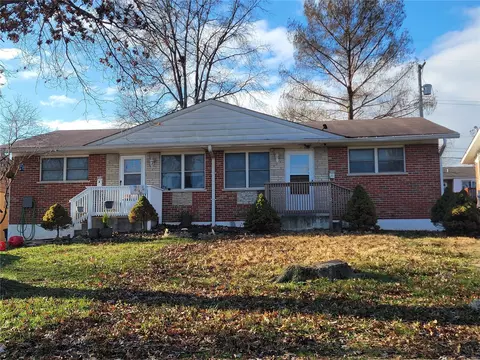 210 Carrington, Saint Louis, MO 63125