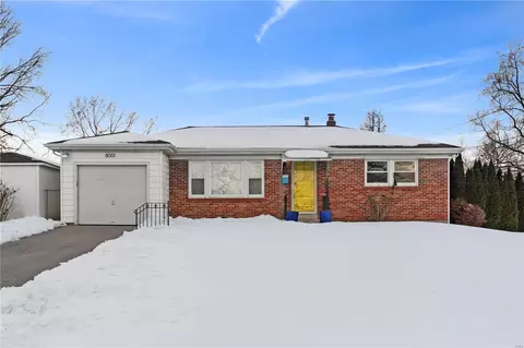 8001 Brittin Pl, Saint Louis, MO 63123
