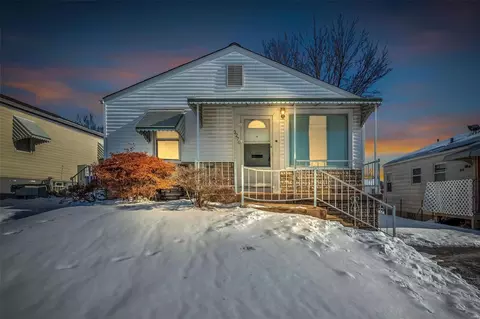 3270 Volo Ave, Saint Louis, MO 63139