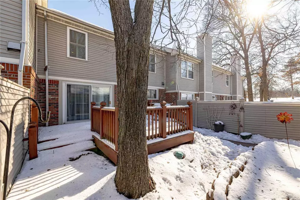 Exterior - 5491 Kenrick Parke Dr, Saint Louis, MO 63119 photo 4 of 6