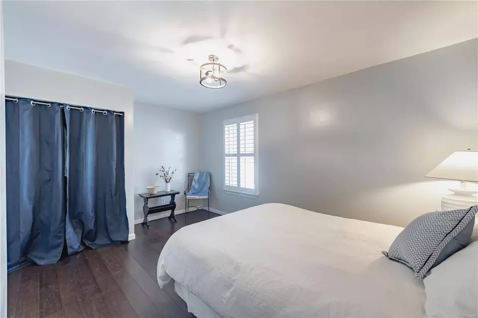 Bedroom - 5491 Kenrick Parke Dr, Saint Louis, MO 63119 photo 3 of 4