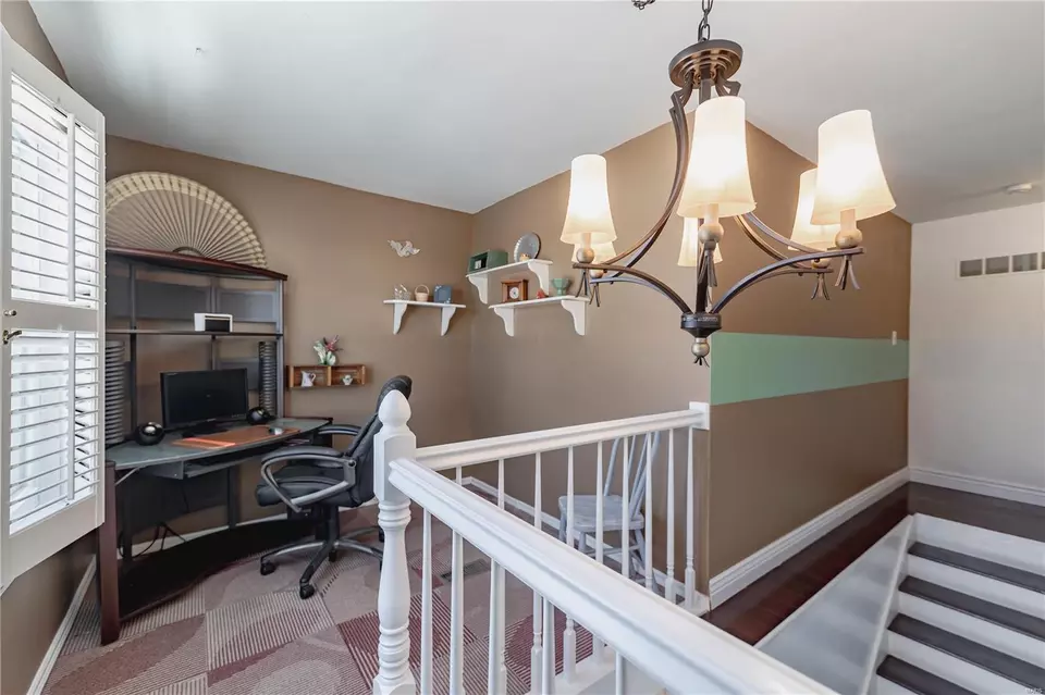 Entry Way - 5491 Kenrick Parke Dr, Saint Louis, MO 63119 photo 3 of 3