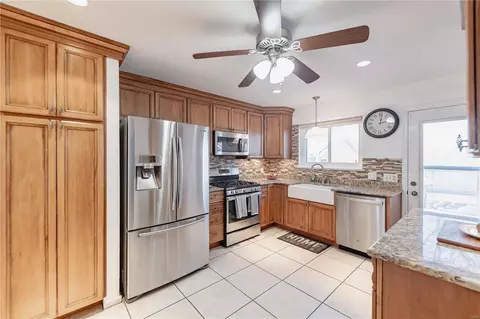 Kitchen - 5491 Kenrick Parke Dr, Saint Louis, MO 63119 photo 1 of 4