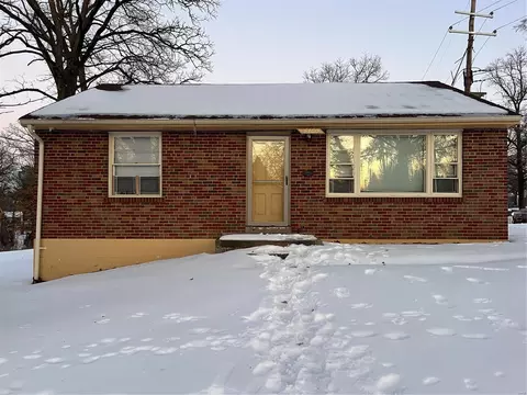 4300 Nelson Dr, Saint Louis, MO 63121 photo 1