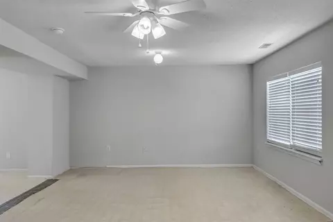 Living - 623 Wallach Dr, Eureka, MO 63025 photo 5 of 5