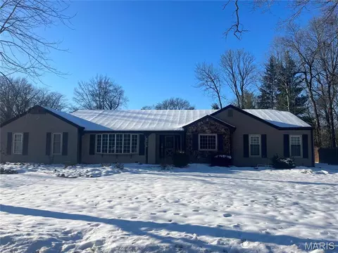 6416 Ash Dr, Moro, IL 62067 photo 1