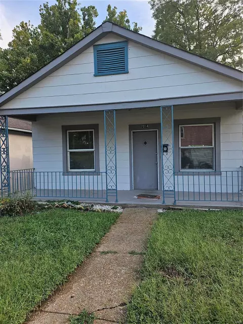 7014 Greenway Ave, Saint Louis, MO 63121