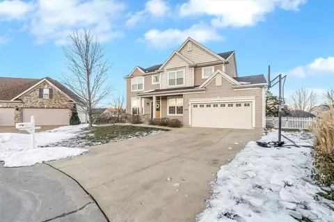1652 Wellington Woods Dr, Eureka, MO 63025