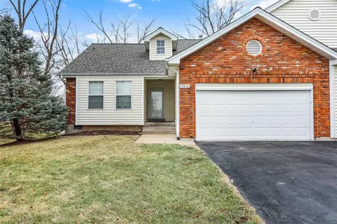 13016 King Arthur Ln, Saint Louis, MO 63146