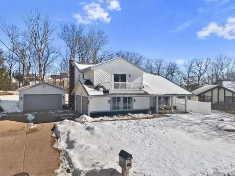 15 Vicksburg Sta, Saint Charles, MO 63303