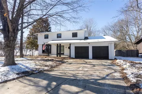 471 Lindy Blvd, Manchester, MO 63021