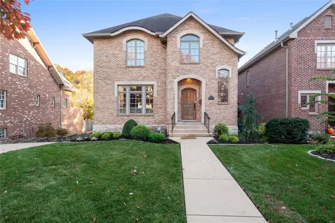 7396 Stratford Ave, Saint Louis, MO 63130
