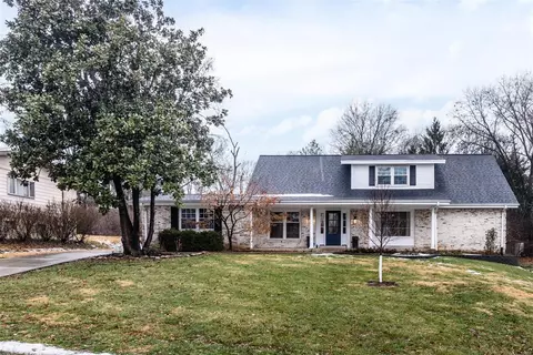 84 Forest Crest Dr, Chesterfield, MO 63017