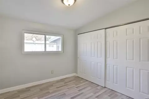 8531 Midwood Ave, Berkeley, MO 63134 photo 21