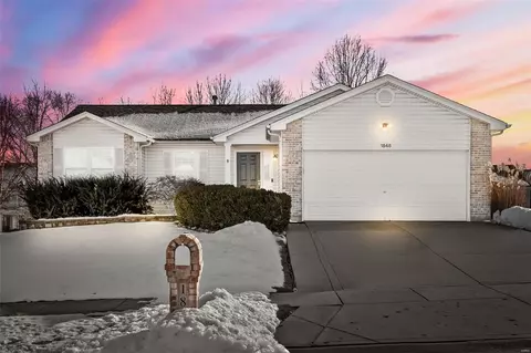 1848 Somerset Hollow Ln, Wentzville, MO 63385