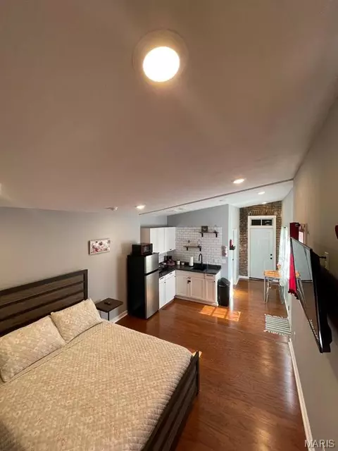 Bedroom - 606 Washington St, Hermann, MO 65041 photo 6 of 7