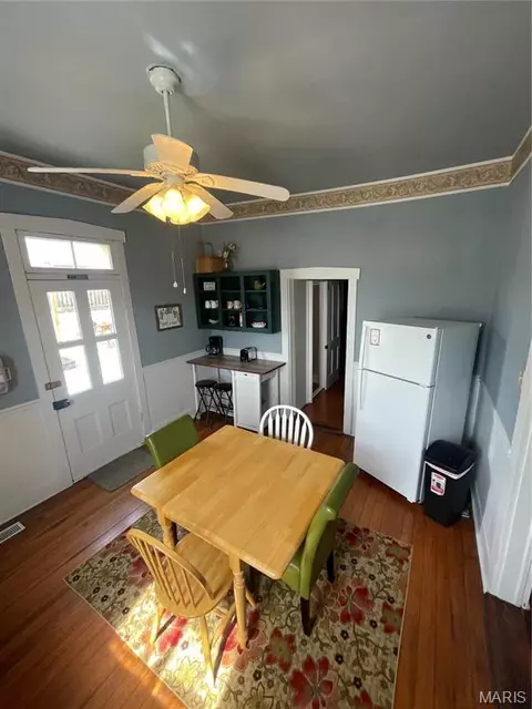 Dining - 606 Washington St, Hermann, MO 65041 photo 1 of 2