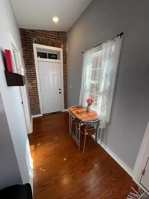 Entry Way - 606 Washington St, Hermann, MO 65041 photo 3 of 3