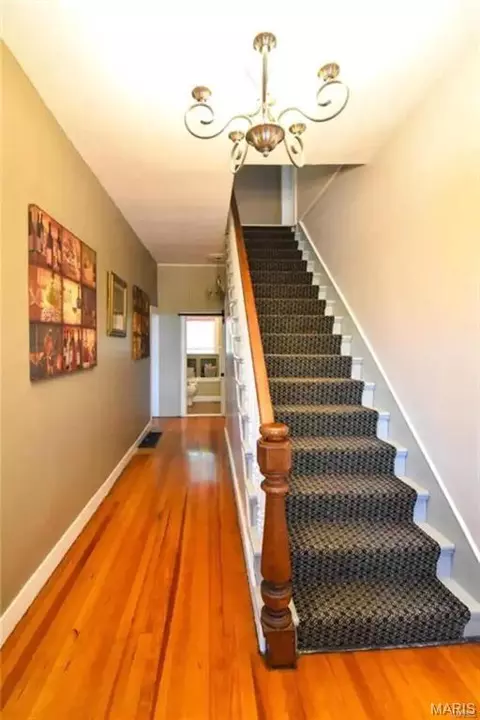 Entry Way - 606 Washington St, Hermann, MO 65041 photo 1 of 3