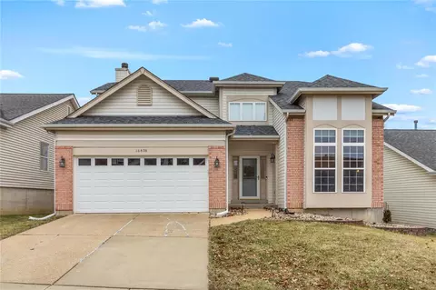 16870 Hickory Crest Dr, Wildwood, MO 63011