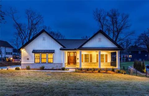 526 Foote Ave, Saint Louis, MO 63119
