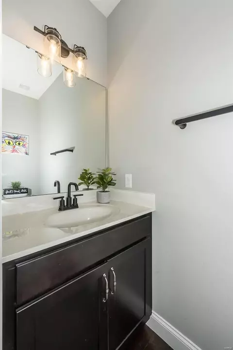 Bath - 5205 Eagle Wing Ct, Eureka, MO 63025 photo 1 of 7