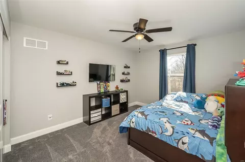 Bedroom - 5205 Eagle Wing Ct, Eureka, MO 63025 photo 4 of 8