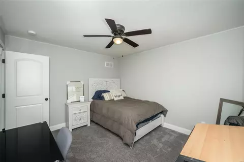 Bedroom - 5205 Eagle Wing Ct, Eureka, MO 63025 photo 2 of 8