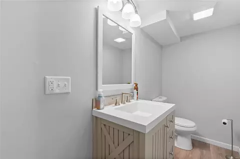 Bath - 1379 Hampton Rd #D, Saint Charles, MO 63303 photo 4 of 4