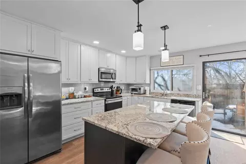 Kitchen - 1379 Hampton Rd #D, Saint Charles, MO 63303 photo 2 of 2