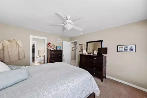 611 Hawk Run Dr #6A, O'fallon, MO 63368 photo 17