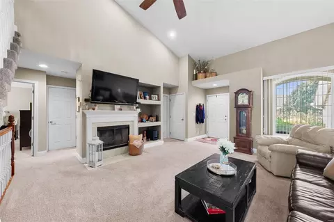 611 Hawk Run Dr #6A, O'fallon, MO 63368 photo 4